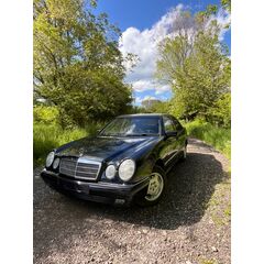 Mercedes Benz W210