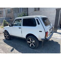 Lada Niva շտապ վաճառք