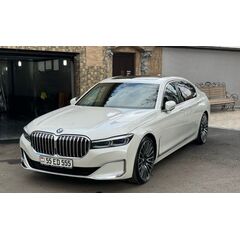 Վաճառվում է BMW 740 LI