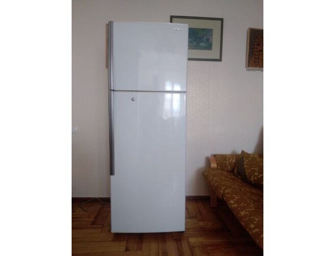 Վաճառվում է Hitachi ապրանքանիշի սառնարան, 2 image
