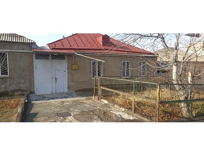 Երկու հարկանի քարե տուն Գրիգոր Զոհրապի փողոցում Աջափնյակում, 235 քմ, 480 քմ հողի վրա, 2 սանհանգույց, 7 image