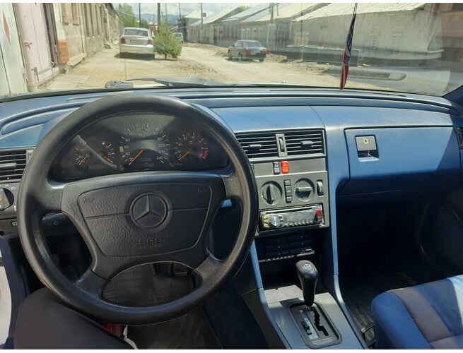 Mercedes w202 c180, 4 image