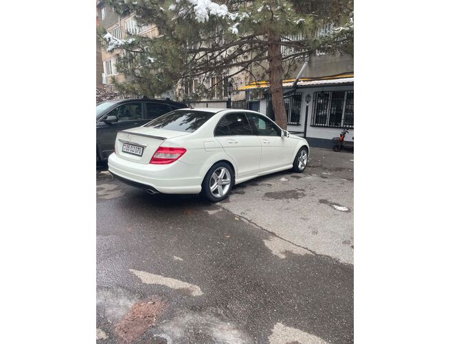 Մարդատար ավտոմեքենա՝ սեդան, Mercedes-Benz C-Class, 3.0 լ, 2009 թ., 2 image