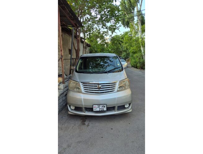 Toyota Alphard 2․4 2002