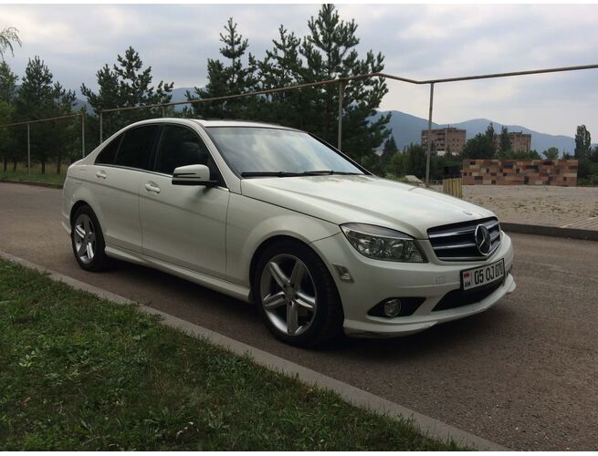 Մարդատար ավտոմեքենա՝ սեդան, Mercedes-Benz C-Class, 3.0 լ, 2009 թ., 3 image