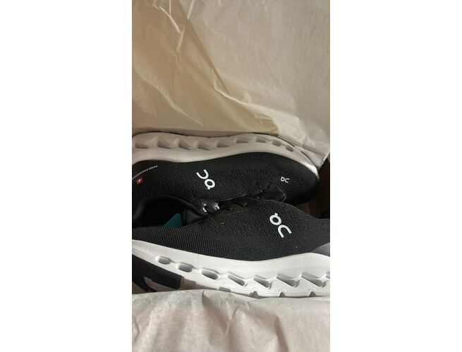On Cloudsurfer Black/White Sneakers, 3 image