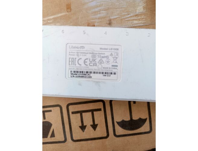 Swiches սվիչներ routers ռոուտերներ, 5 image