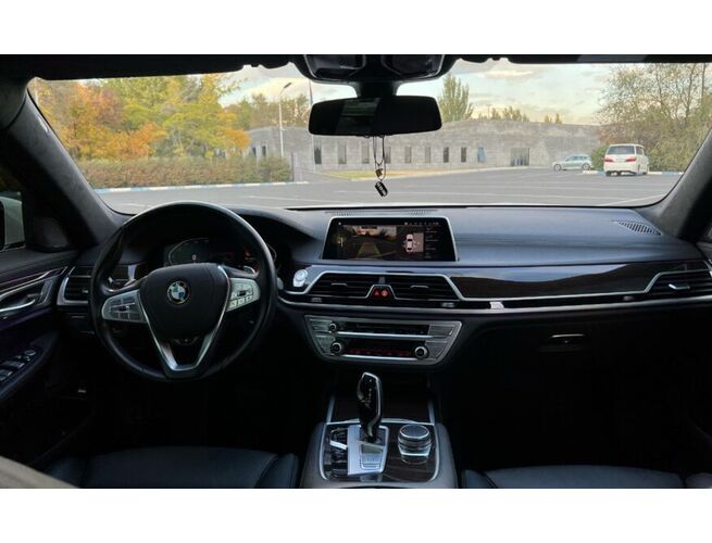 Վաճառվում է BMW 740 LI, 8 image