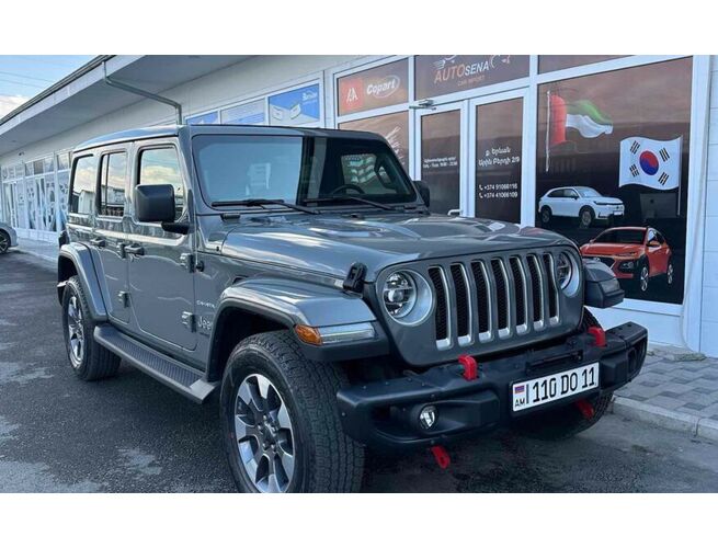 Վաճառվում է Jeep Wrangler UNLIMITED SAHARA