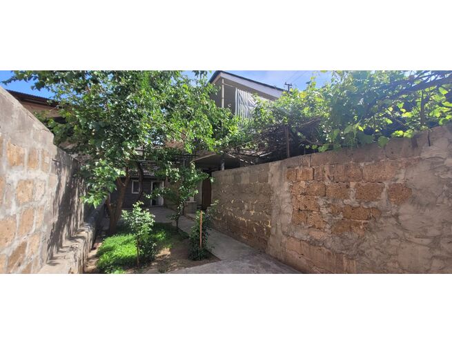 Վաճառվում է երկհարկանի սեփական տուն, 3 image